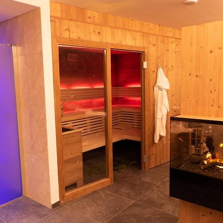 Villa Artic Apartments Campitello di Fassa Extérieur photo