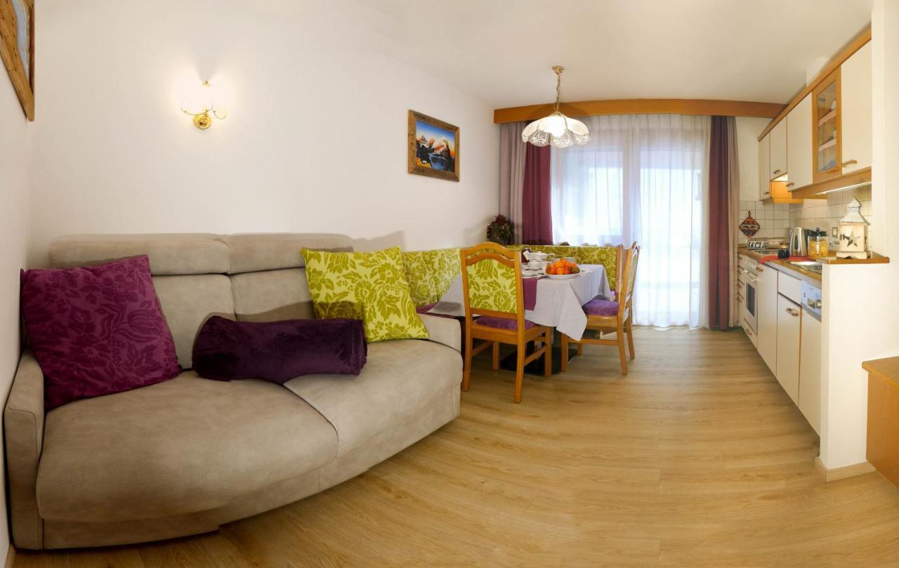 Villa Artic Apartments Campitello di Fassa Extérieur photo