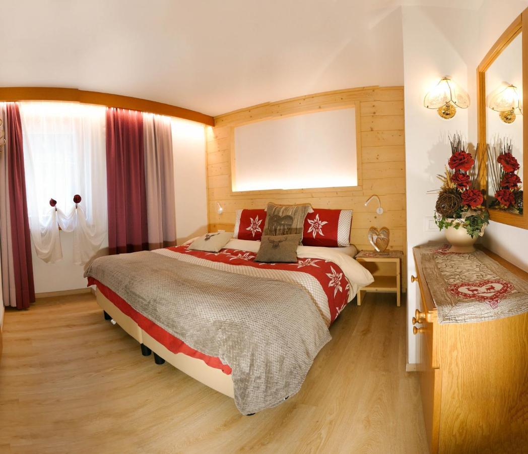 Villa Artic Apartments Campitello di Fassa Extérieur photo