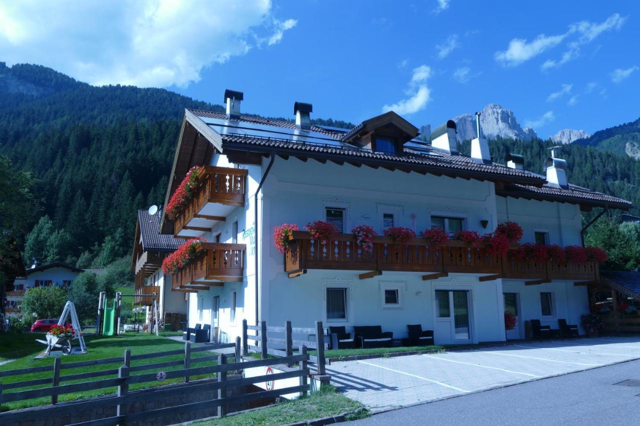 Villa Artic Apartments Campitello di Fassa Extérieur photo